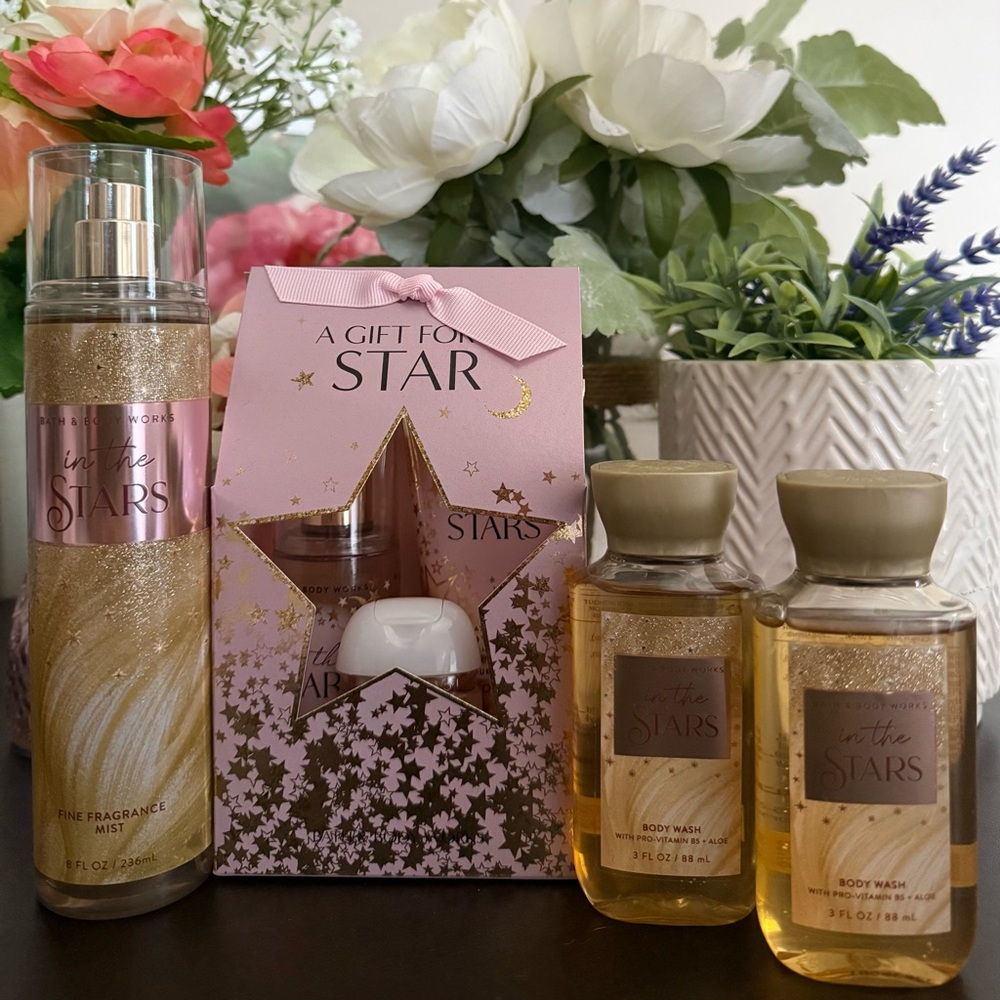 🆕💫 BATH & BODY WORKS “IN THE STARS” BODY CARE COLLECTION. BRAND NEW! - Picture 2 of 8